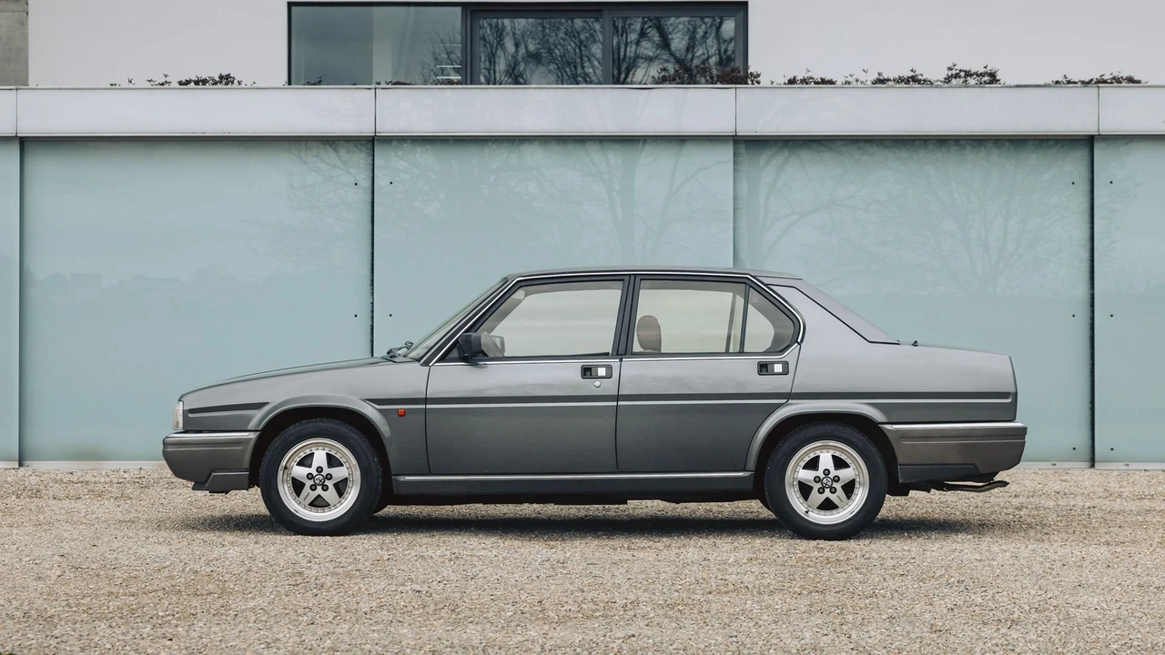 1987 Alfa Romeo 75/Milano - Image 4 of 31