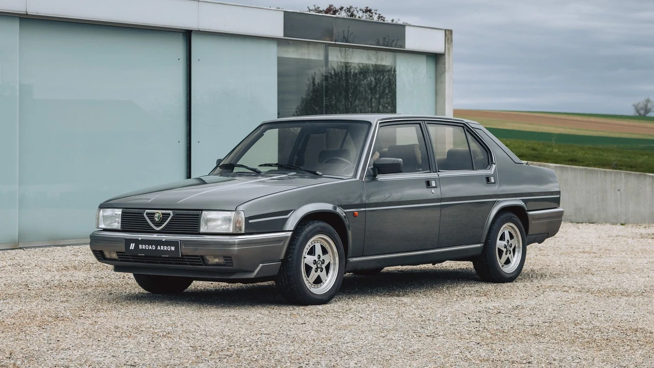 1987 Alfa Romeo 75/Milano - Image 10 of 31