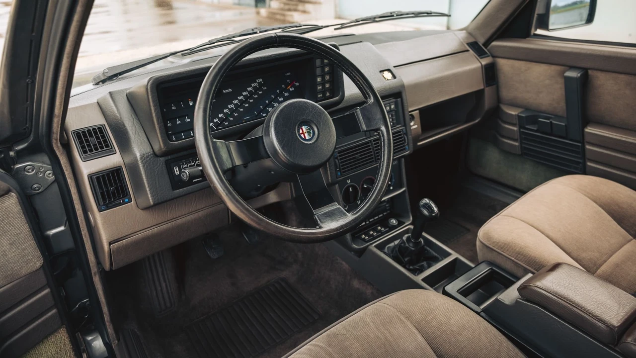 1987 Alfa Romeo 75/Milano - Image 6 of 31