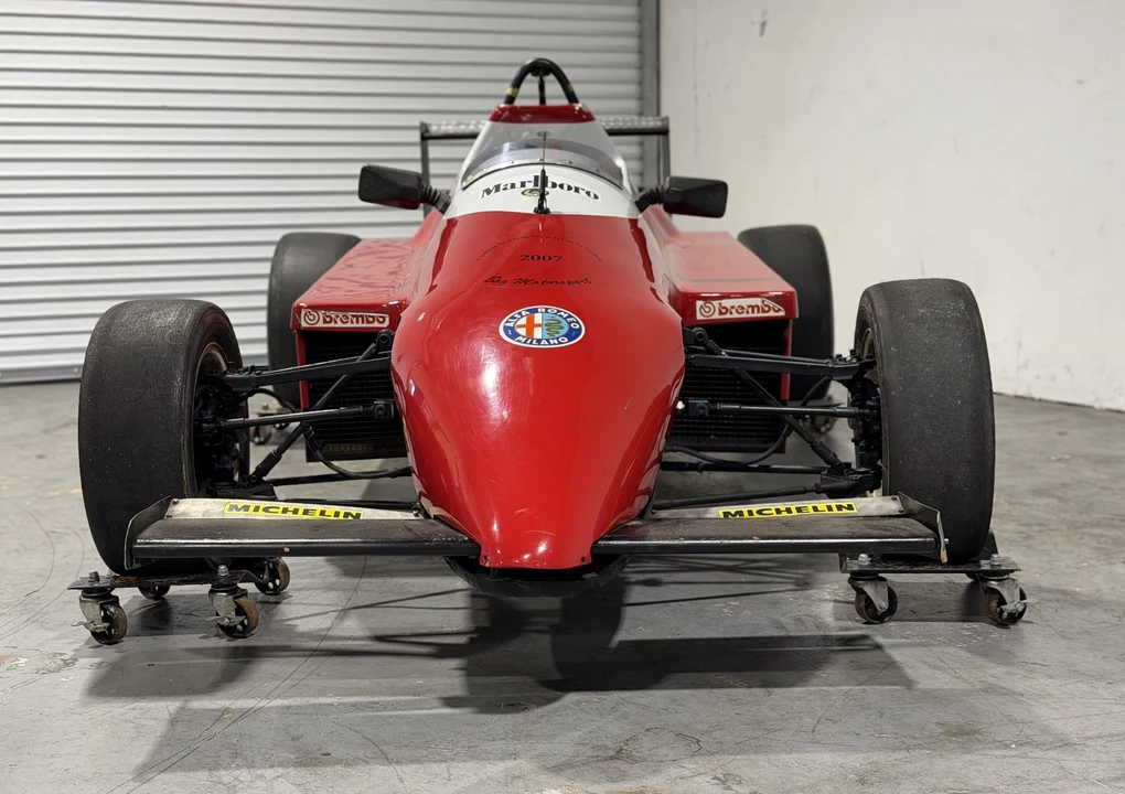 1987 Alfa Romeo - Image 8 of 31