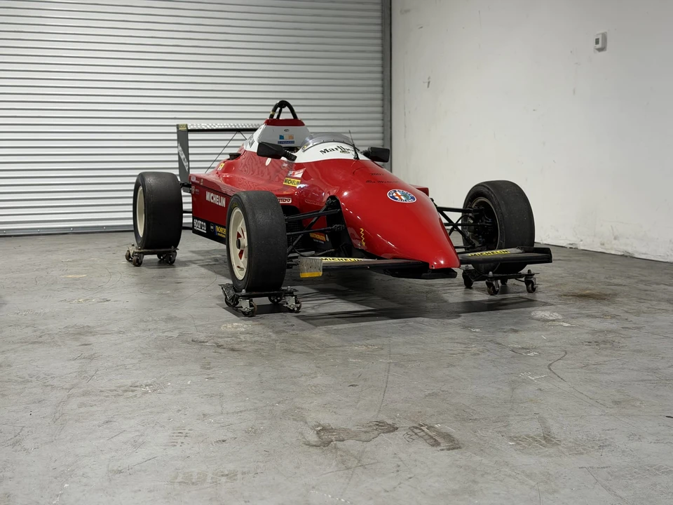 1987 Alfa Romeo - Image 5 of 31