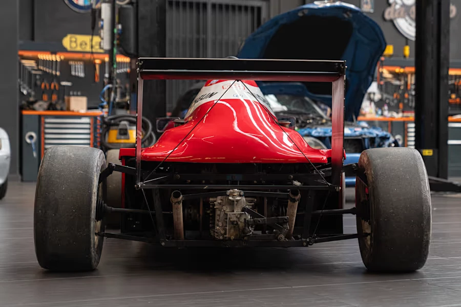 1987 Alfa Romeo - Image 5 of 31
