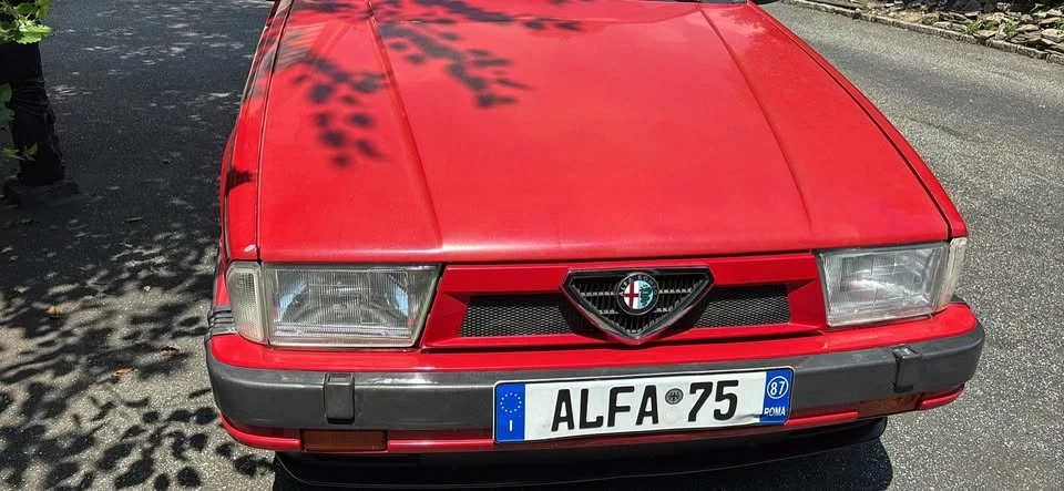 1987 Alfa Romeo 75/Milano - Image 5 of 10