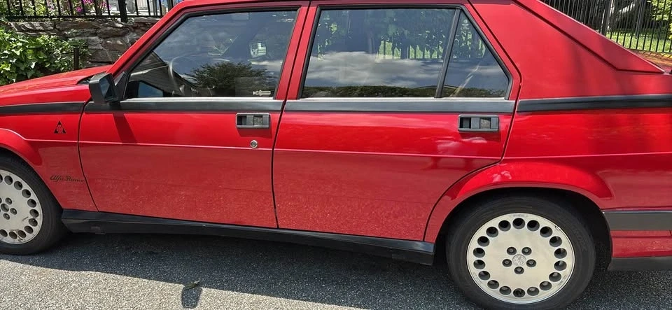 1987 Alfa Romeo 75/Milano - Image 9 of 10