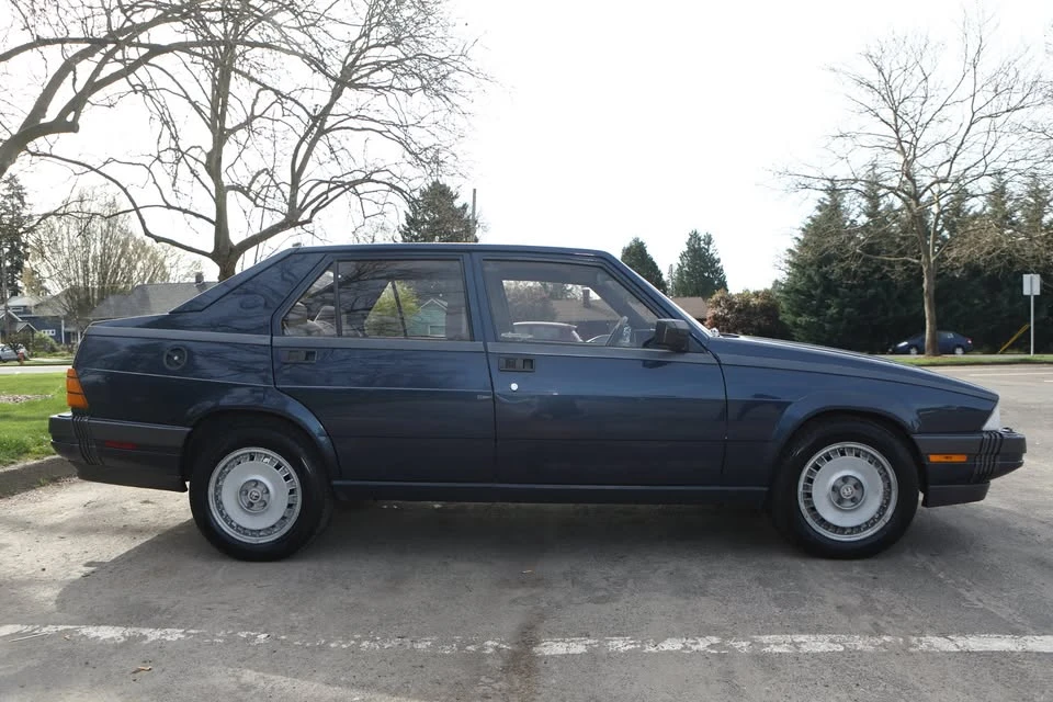 1987 Alfa Romeo 75/Milano - Image 3 of 13