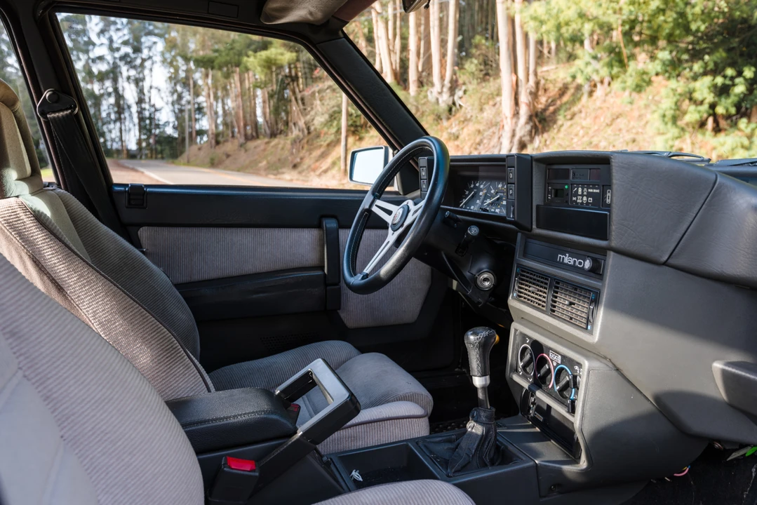 1987 Alfa Romeo 75/Milano - Image 20 of 31