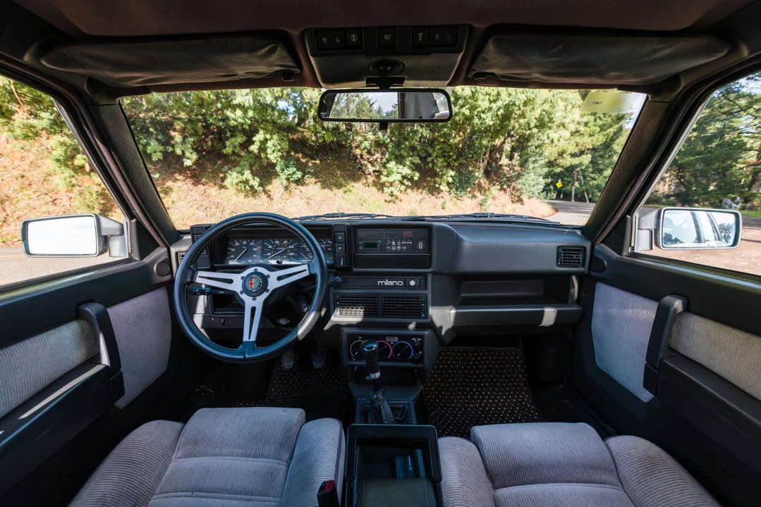 1987 Alfa Romeo 75/Milano - Image 18 of 31