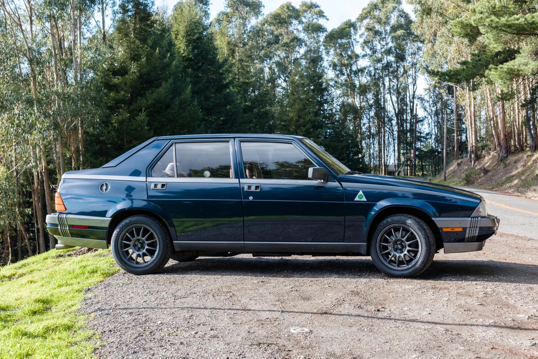 1987 Alfa Romeo 75/Milano - Image 6 of 31