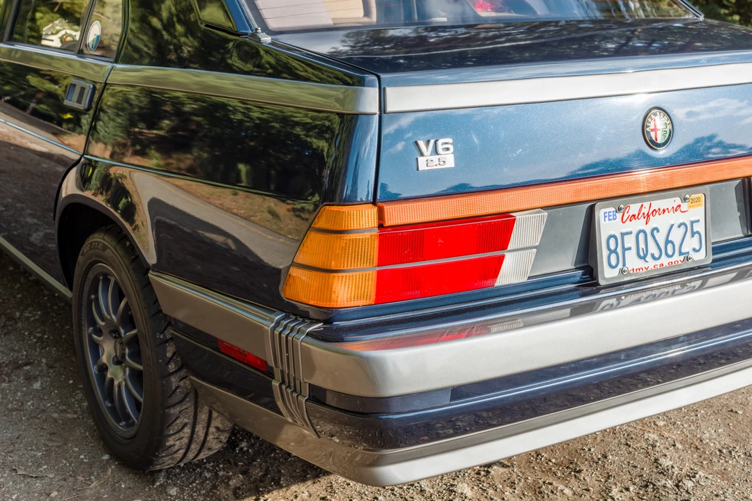 1987 Alfa Romeo 75/Milano - Image 16 of 31