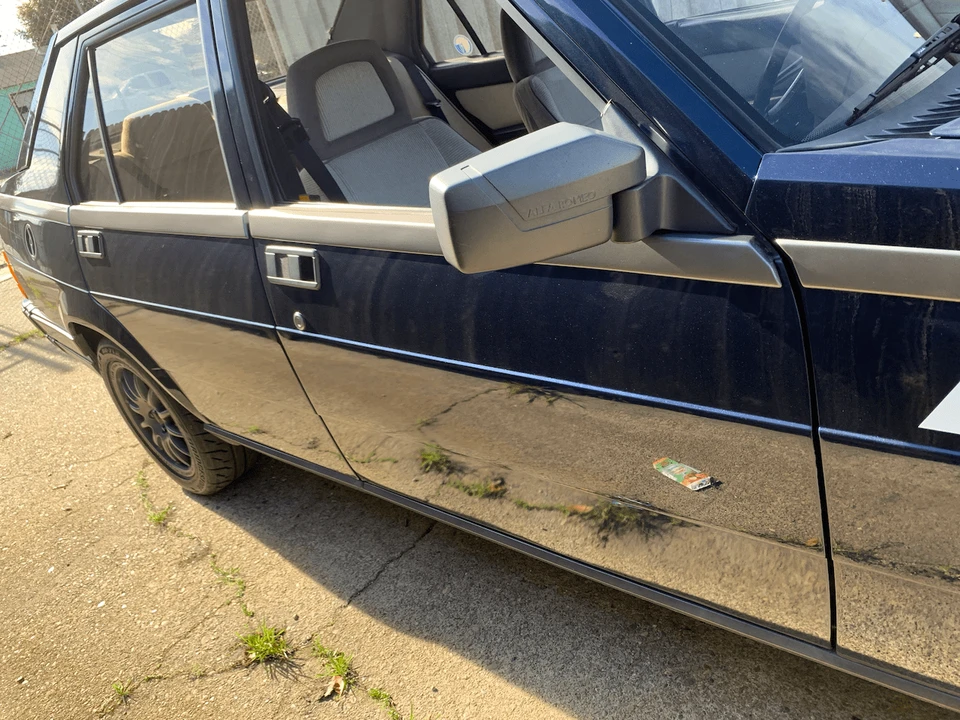 1987 Alfa Romeo 75/Milano - Image 12 of 31