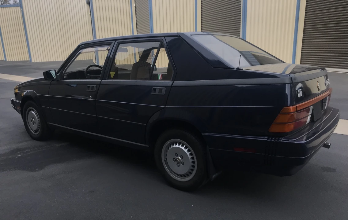 1987 Alfa Romeo 75/Milano - Image 4 of 31