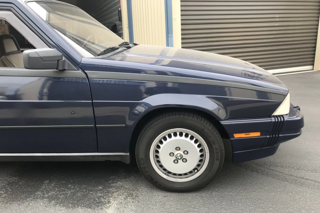 1987 Alfa Romeo 75/Milano - Image 20 of 31