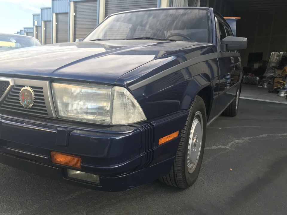 1987 Alfa Romeo 75/Milano - Image 24 of 31