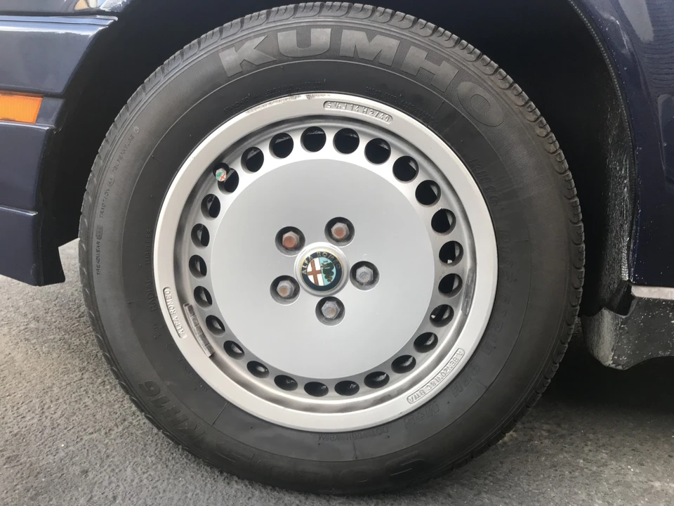 1987 Alfa Romeo 75/Milano - Image 25 of 31