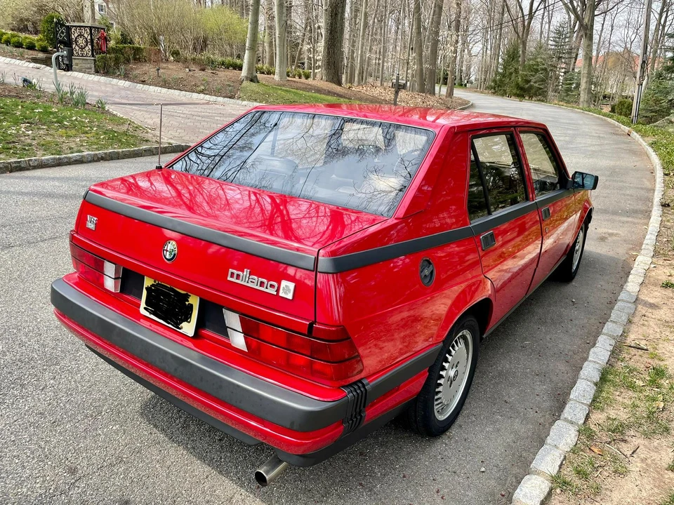 1987 Alfa Romeo 75/Milano - Image 12 of 31
