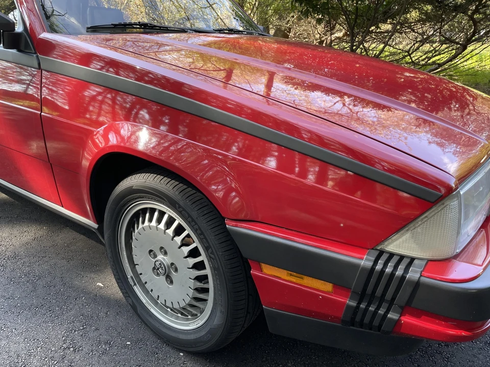 1987 Alfa Romeo 75/Milano - Image 23 of 31