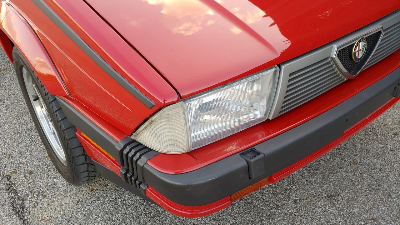 1987 Alfa Romeo 75/Milano - Image 27 of 31