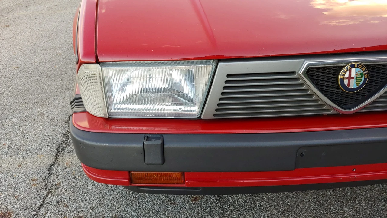 1987 Alfa Romeo 75/Milano - Image 26 of 31