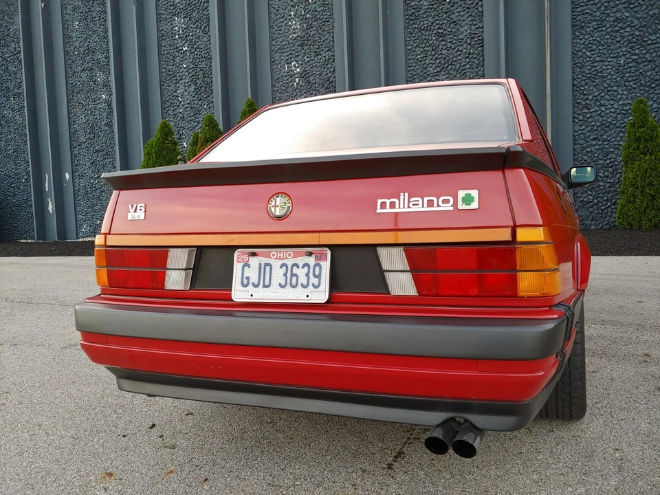 1987 Alfa Romeo 75/Milano - Image 15 of 31