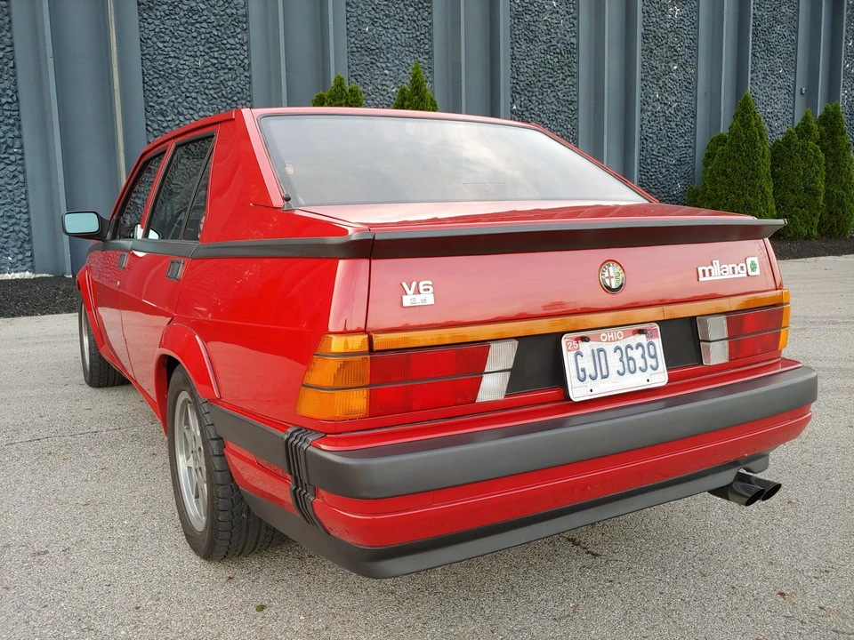 1987 Alfa Romeo 75/Milano - Image 17 of 31