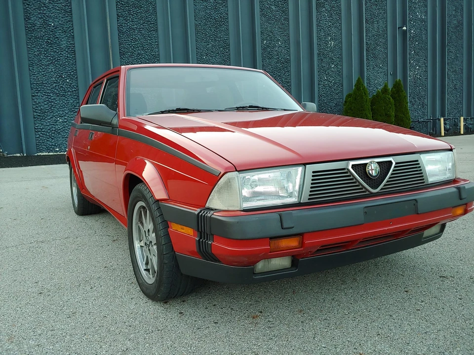 1987 Alfa Romeo 75/Milano - Image 5 of 31