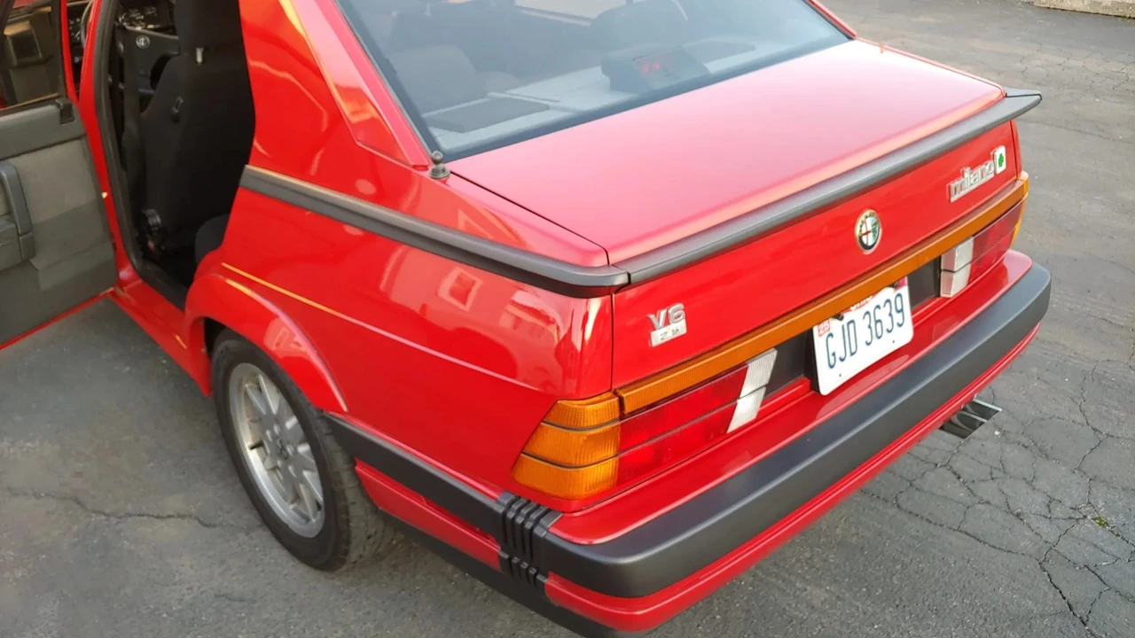 1987 Alfa Romeo 75/Milano - Image 23 of 31