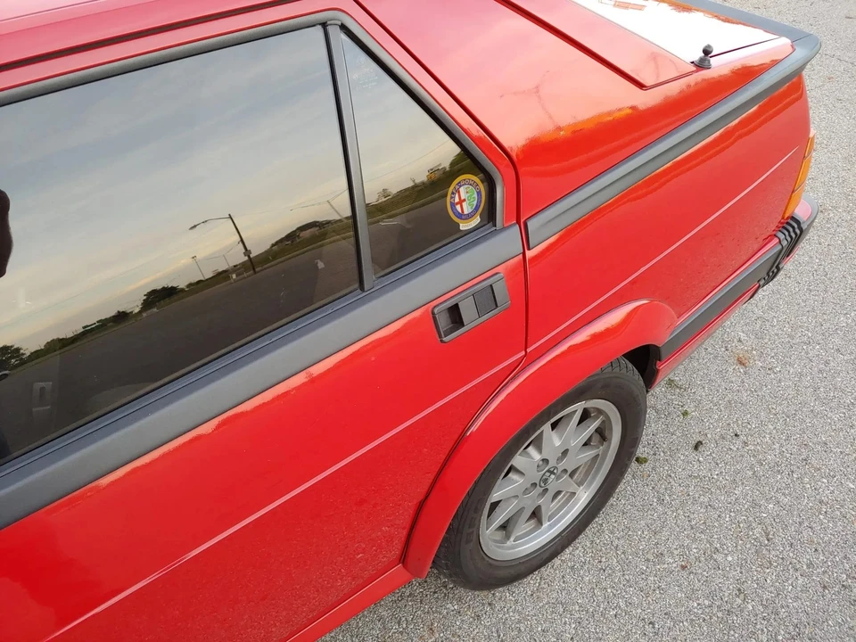 1987 Alfa Romeo 75/Milano - Image 26 of 31