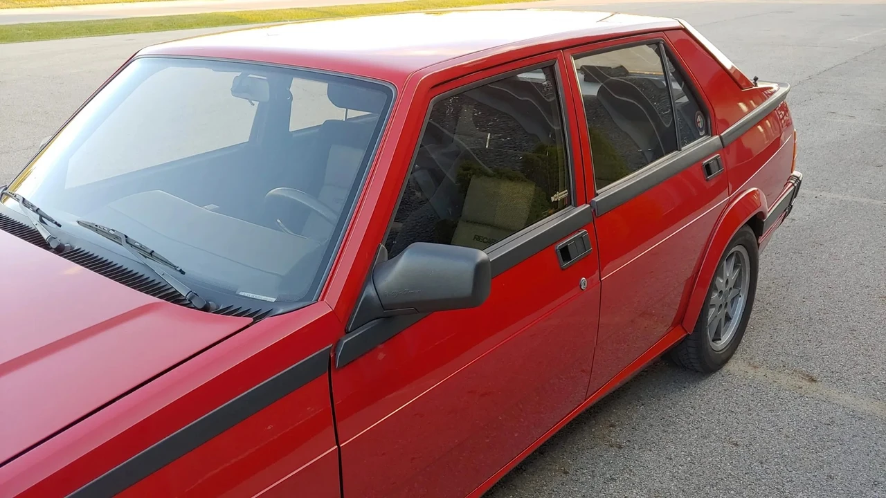 1987 Alfa Romeo 75/Milano - Image 27 of 31