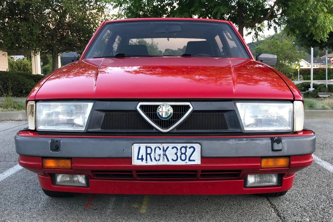 1987 Alfa Romeo 75/Milano - Image 2 of 25