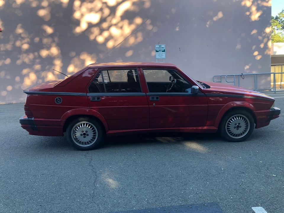 1987 Alfa Romeo 75/Milano - Image 15 of 25