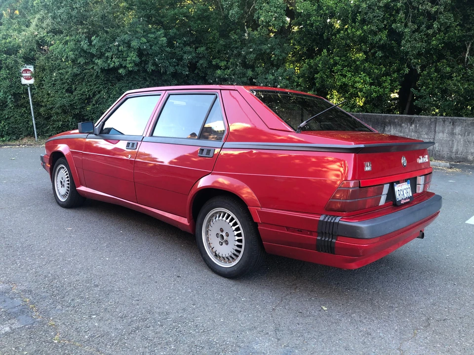 1987 Alfa Romeo 75/Milano - Image 10 of 25
