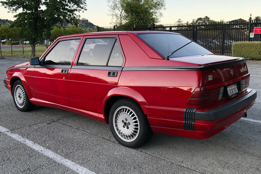 1987 Alfa Romeo 75/Milano - Image 4 of 25
