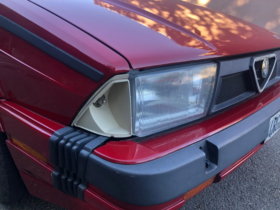 1987 Alfa Romeo 75/Milano - Image 19 of 25