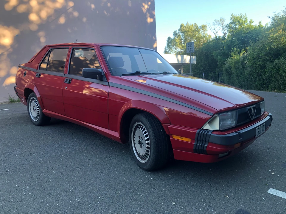 1987 Alfa Romeo 75/Milano - Image 18 of 25