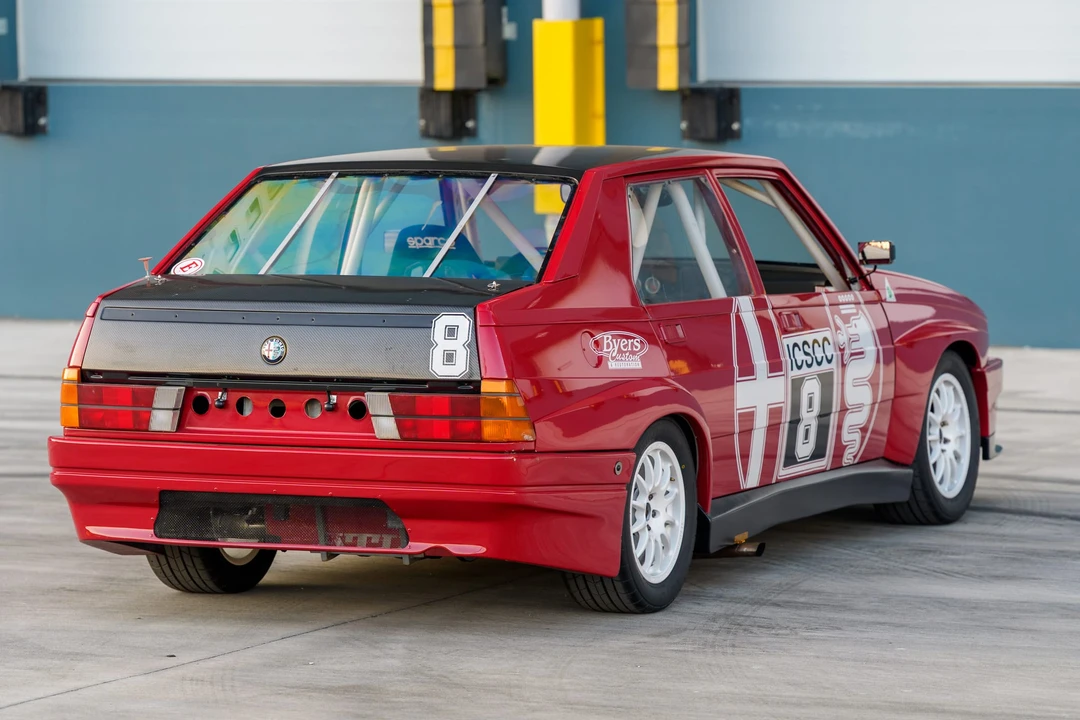 1987 Alfa Romeo 75/Milano - Image 26 of 31