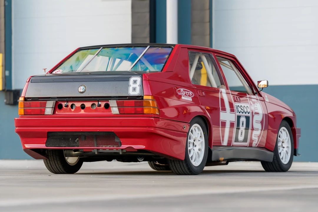 1987 Alfa Romeo 75/Milano - Image 27 of 31