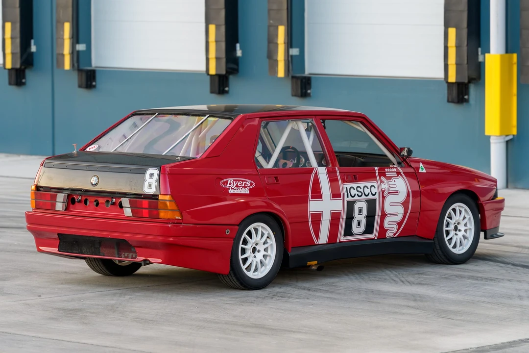 1987 Alfa Romeo 75/Milano - Image 22 of 31