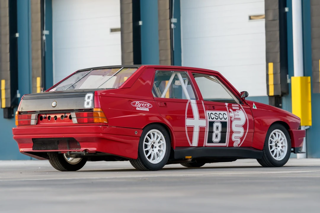 1987 Alfa Romeo 75/Milano - Image 23 of 31
