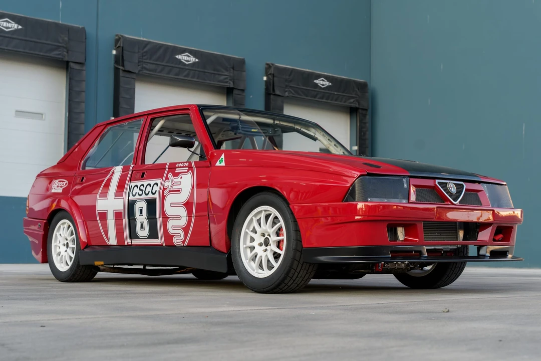 1987 Alfa Romeo 75/Milano - Image 17 of 31