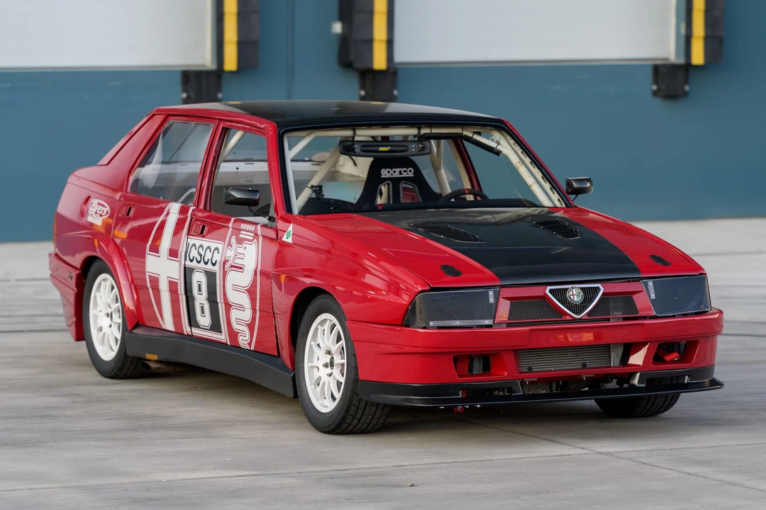 1987 Alfa Romeo 75/Milano - Image 11 of 31