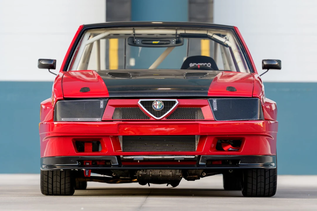 1987 Alfa Romeo 75/Milano - Image 10 of 31