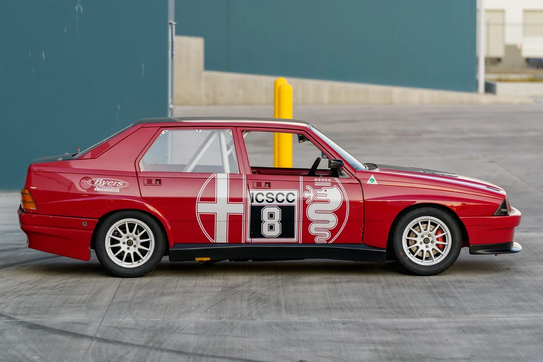 1987 Alfa Romeo 75/Milano - Image 20 of 31
