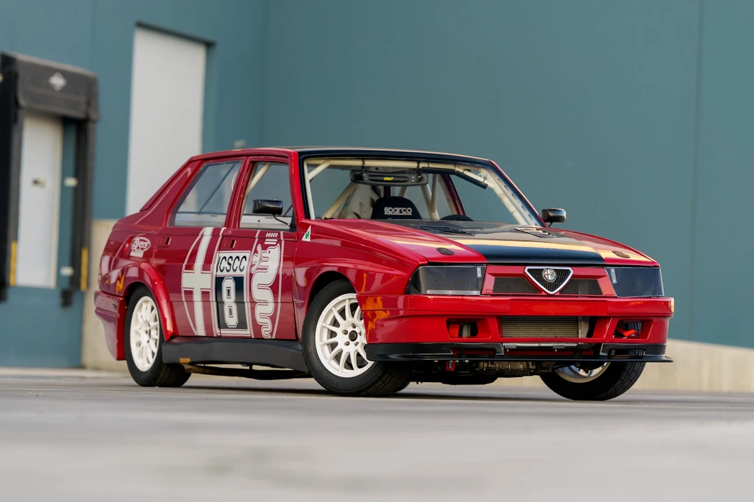 1987 Alfa Romeo 75/Milano - Image 14 of 31
