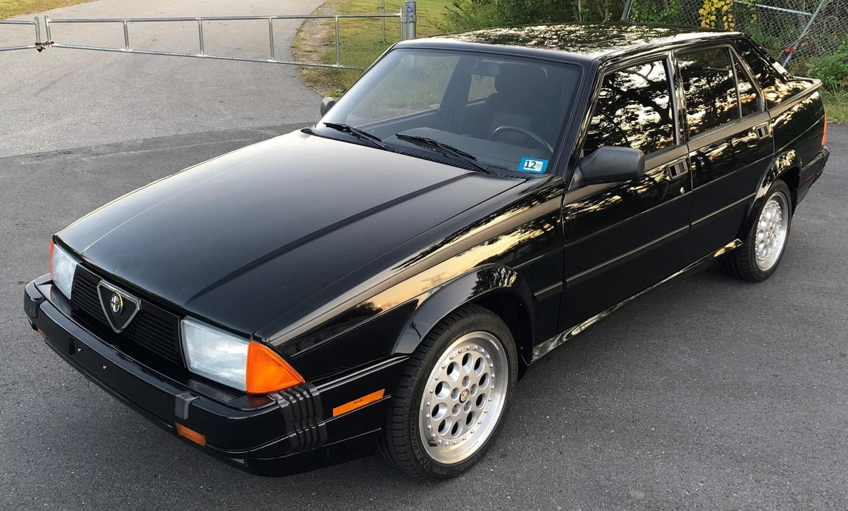 1987 Alfa Romeo 75/Milano - Image 5 of 31