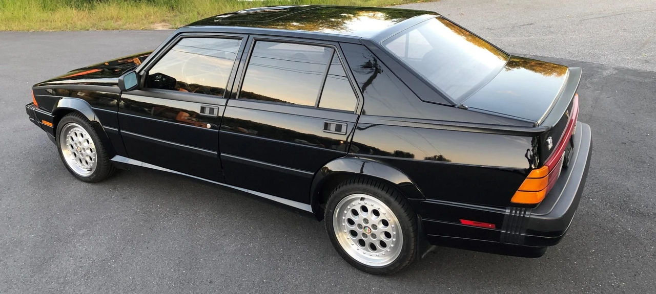 1987 Alfa Romeo 75/Milano - Image 10 of 31
