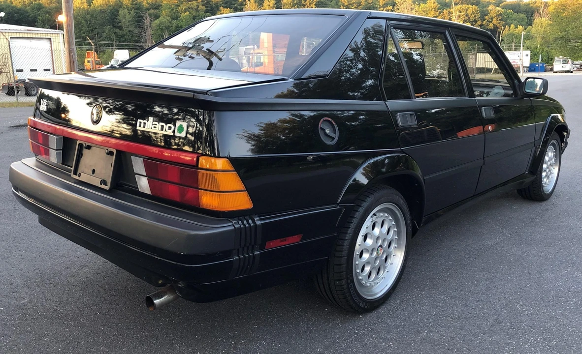 1987 Alfa Romeo 75/Milano - Image 20 of 31