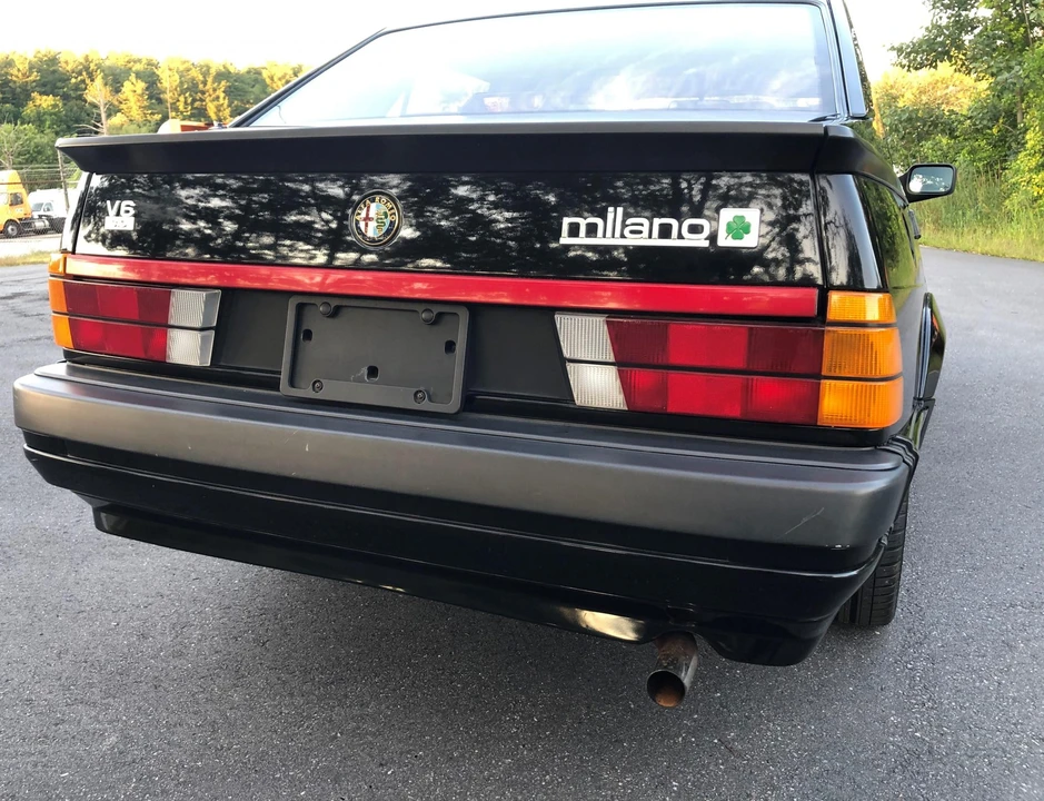1987 Alfa Romeo 75/Milano - Image 21 of 31