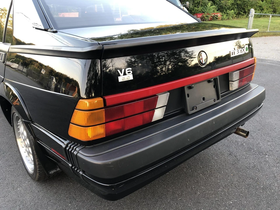 1987 Alfa Romeo 75/Milano - Image 12 of 31
