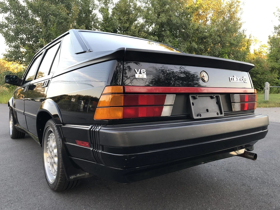 1987 Alfa Romeo 75/Milano - Image 13 of 31