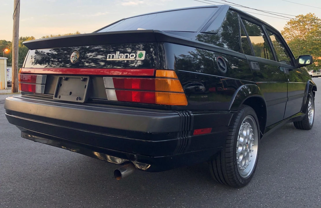 1987 Alfa Romeo 75/Milano - Image 23 of 31